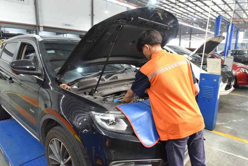 Inisiatif Kecemerlangan Operasi Proton (POE) 01