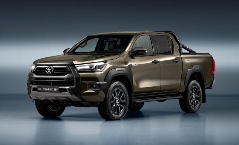 Toyota Hilux Hybrid 48V 01