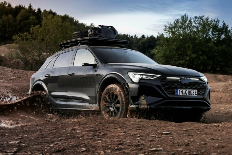 Audi Q8 e-tron edition Dakar
