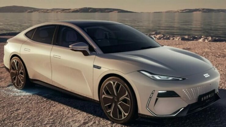geely galaxy e8 09