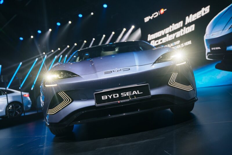 BYD Seal 800 tempahan