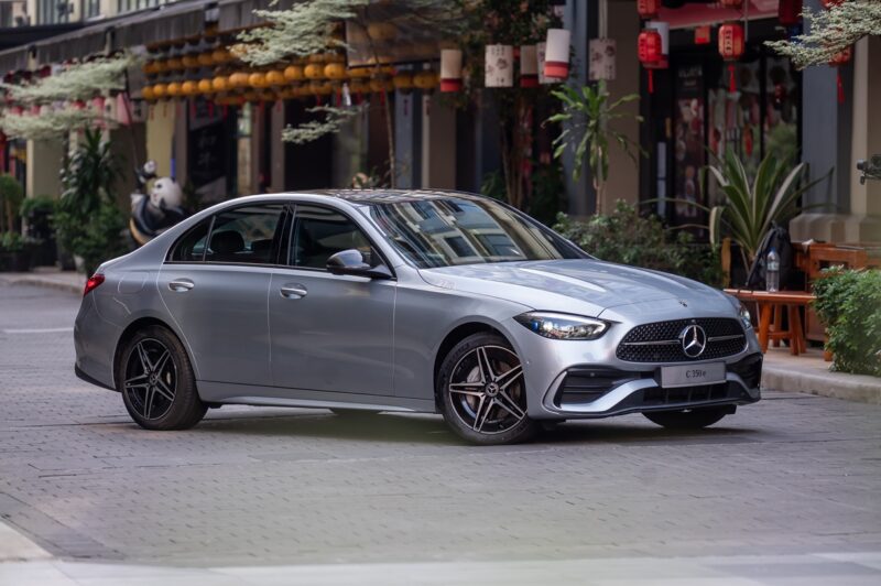Mercedes-Benz C350e 01