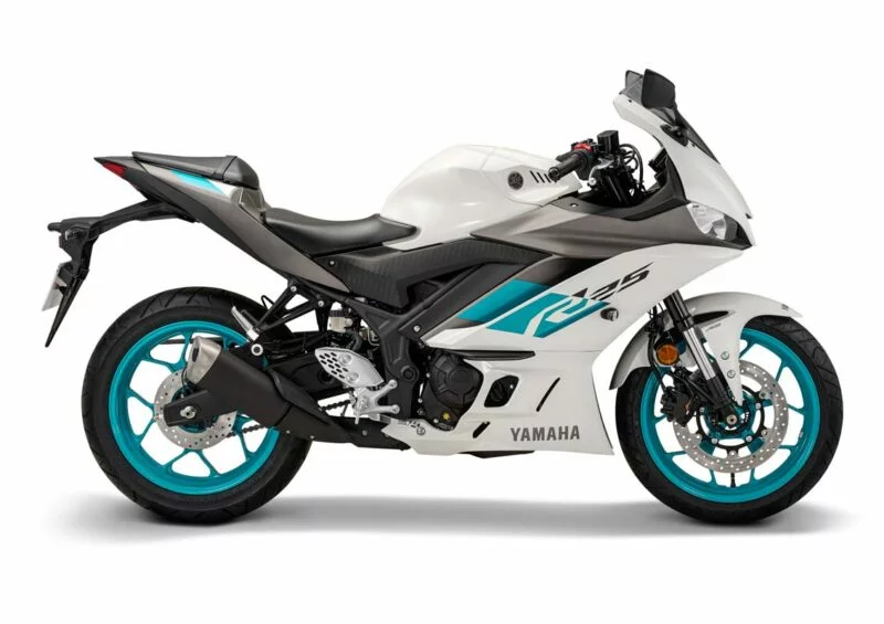 yamaha-yzf-r25-2024-2