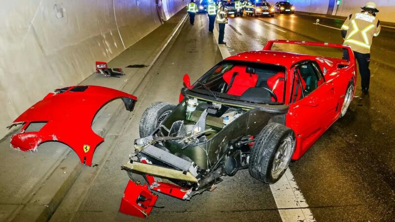 Ferrari F40 kemalangan Jerman 01