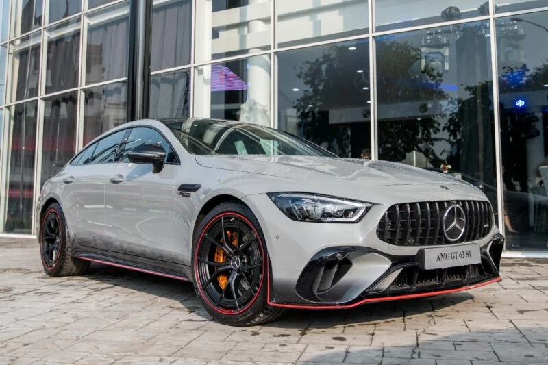 Mercedes-AMG GT63S E Performance F1 Edition 01