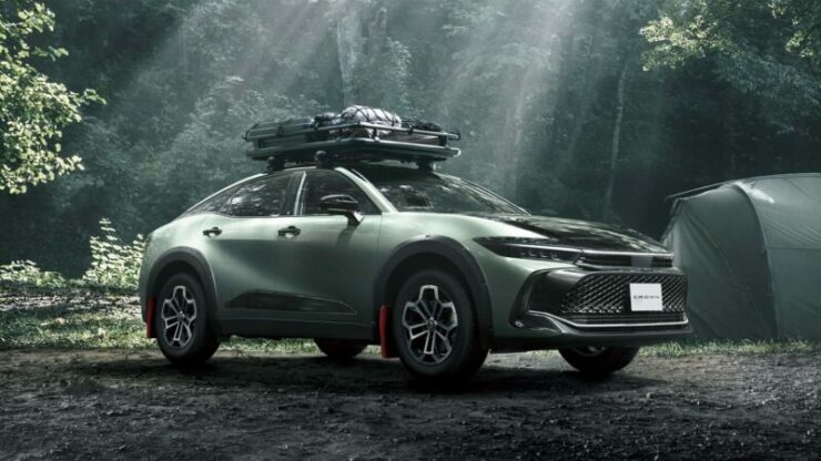 TOYOTA CROWN CROSSOVER LANDSCAPE 2024 (1)