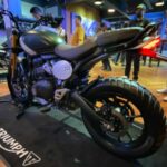 Triumph Scrambler 400 X 02
