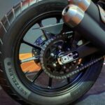 Triumph Scrambler 400 X 08