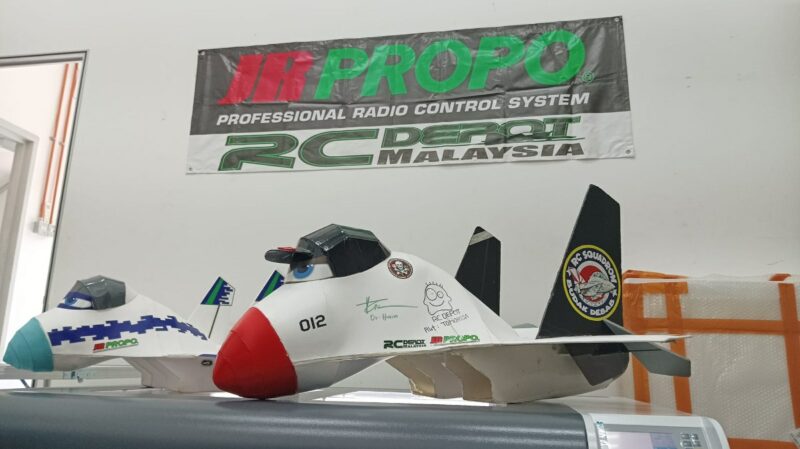 rc kapal terbang haznie 07