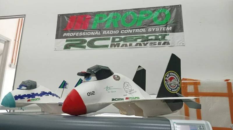 rc kapal terbang haznie 07