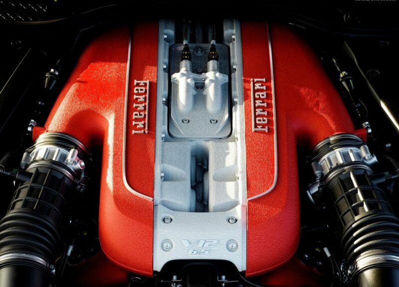 Ferrari-812_Superfast-2018-1024-32