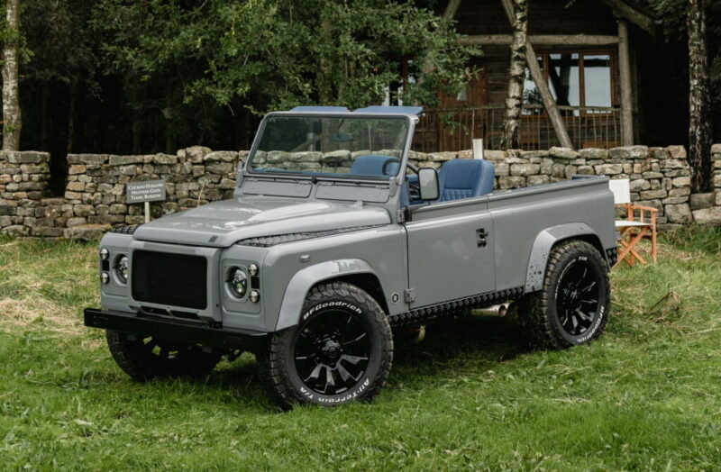 Land Rover Defender 90 Lando Norris 01