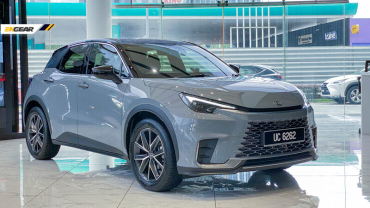 LEXUS LBX 2024 (22)