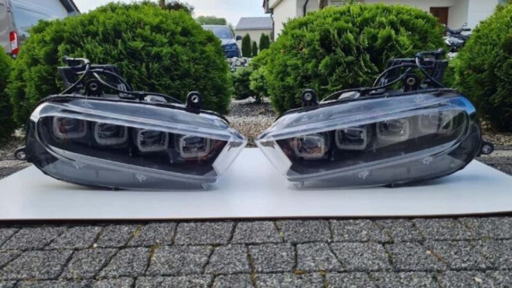 lampu bugatti chiron 01