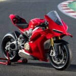 MY25_Ducati_Panigale_V4s_001_UC688253_High