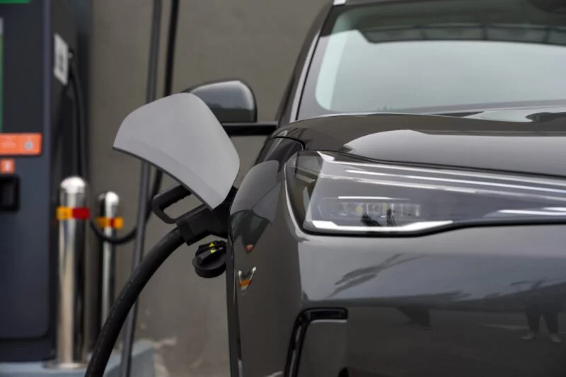 proton emas 7 charging