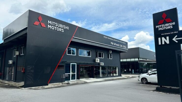 Mitsubishi Motors opens its latest showroom in Teluk Panglima Garang (1)