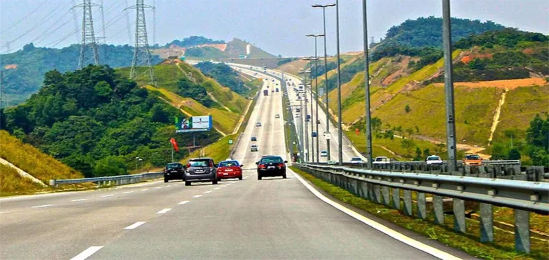 mex-highway-hero