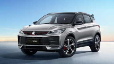 ALL-NEW-X50 EXT Quarter Front Left Low-Angle